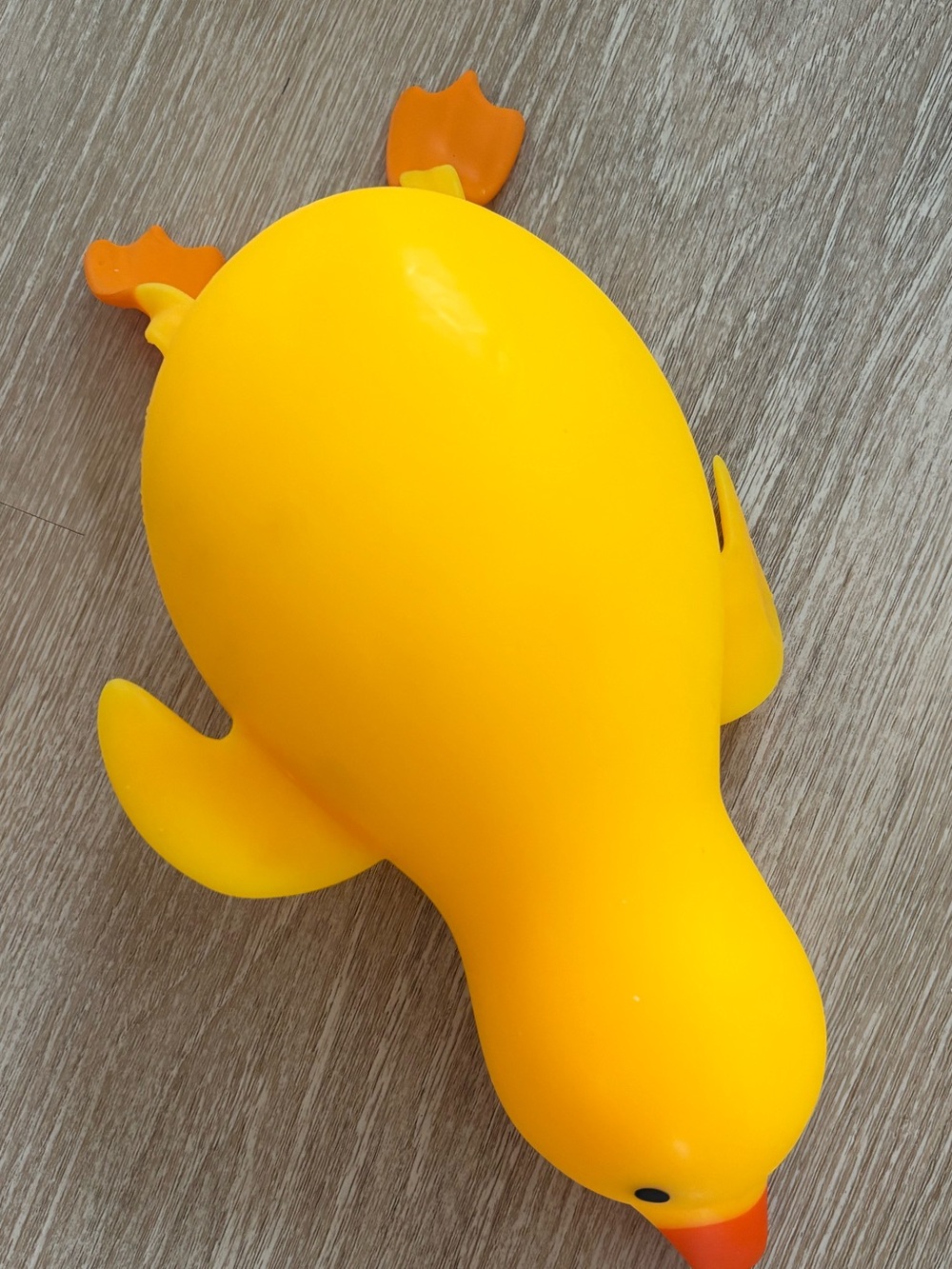 Duck squishy - Picture 2 of 4